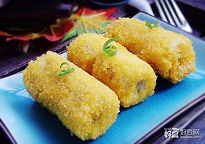 蛋酥香蕉卷