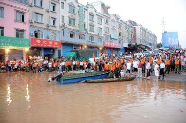 桂西北遭大暴雨 广西启动洪涝灾害Ⅳ级应急响应
