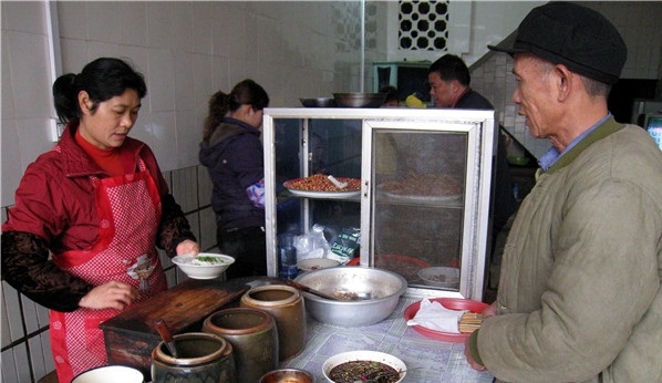 传奇美食“东乡粉”